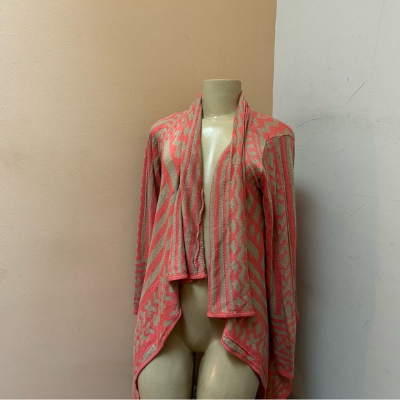 Sweater - Picture 2 of 7